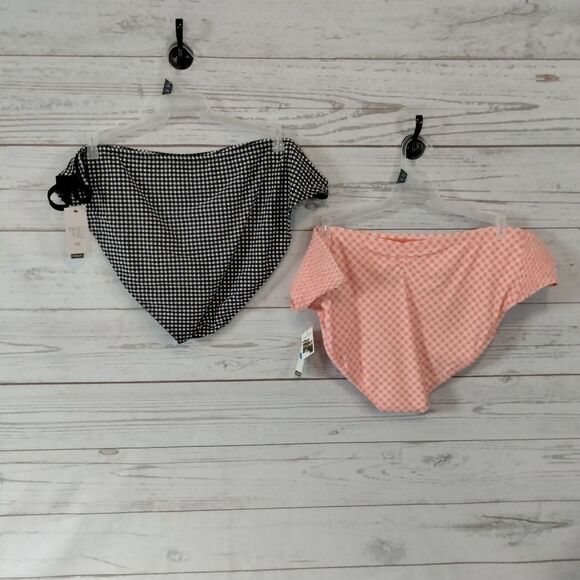 NWT: Time & Tru - woman's bikini bottoms - Picture 4 of 13